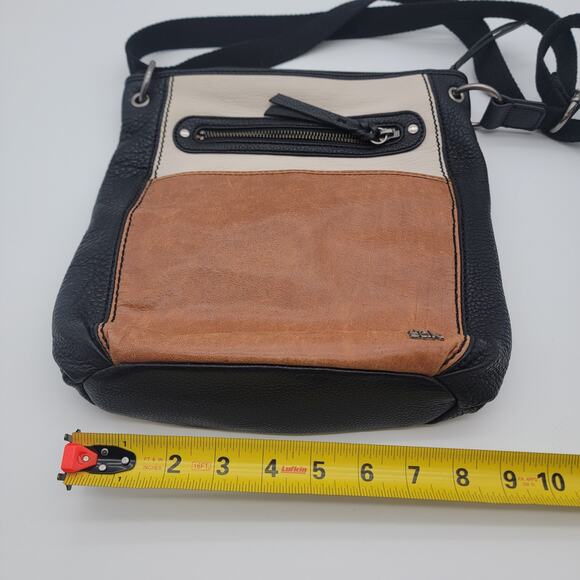 The Sak Leather Crossbody Purse - Picture 12 of 12